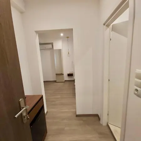 Real City Suites Syntagma-2