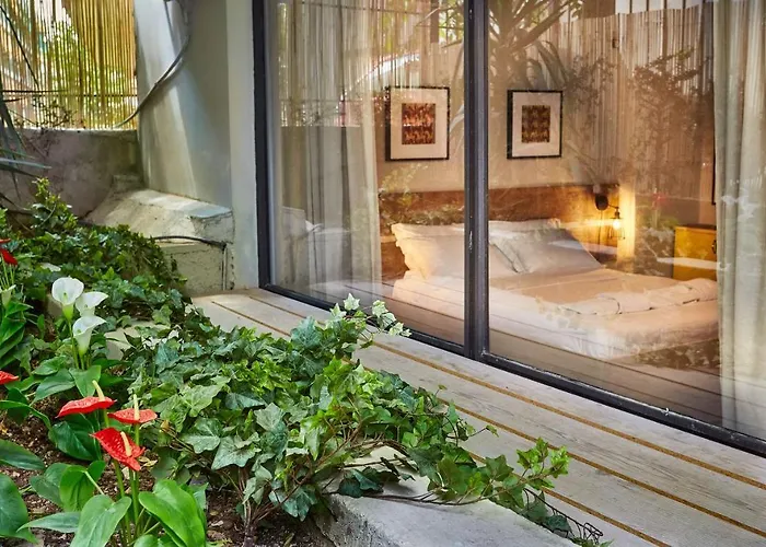 Aris Suites